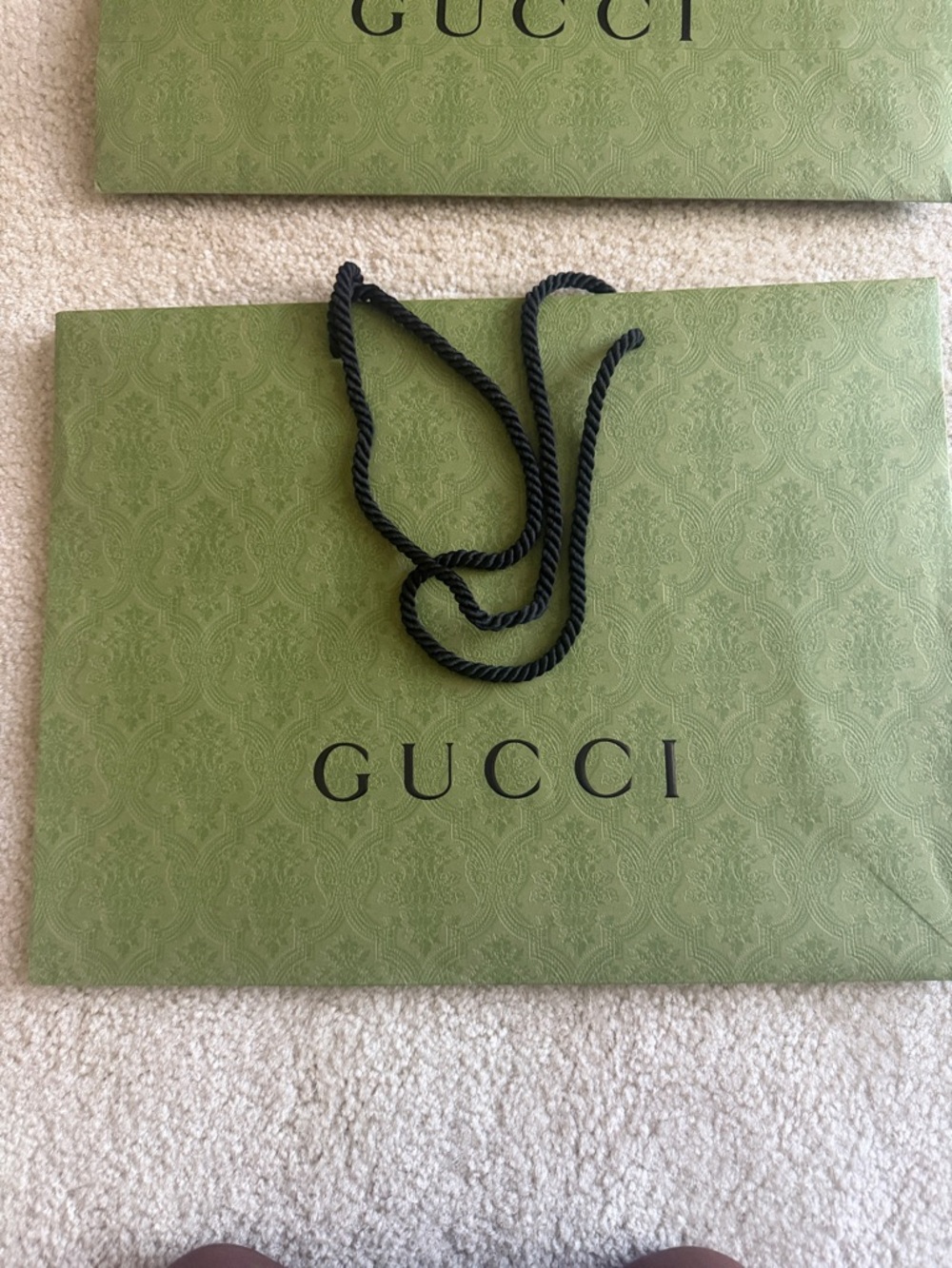 2 Gucci Olive Green Large Shopping Bag with Black Rope Handles - Picture 2 of 5